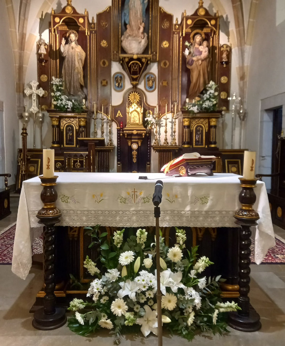 Arreglo Floral Blanco para Funeral